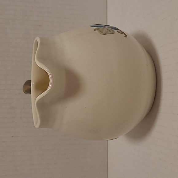 Vintage Metlox Poppytrail Large Creamer with Blue Grapes - Picture 7 of 16